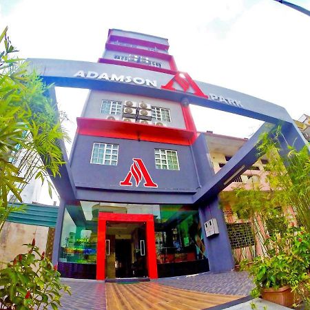 吉隆坡亚当森公园酒店 外观 照片